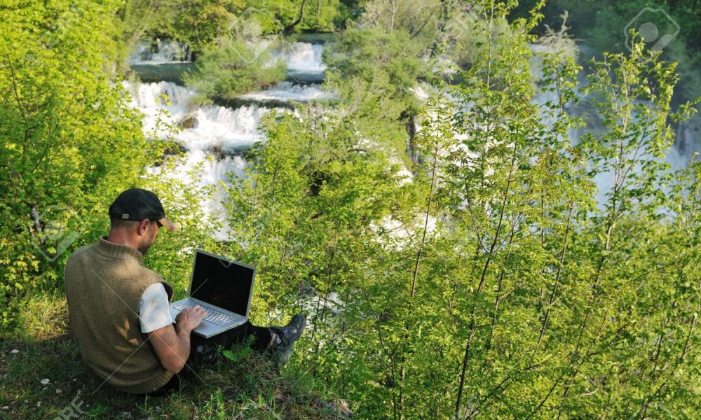 If you are a DIGITAL NOMAD or feel like one...